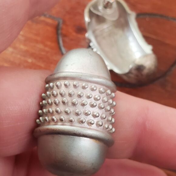 VTG Signed LIZ CLAIBORNE Large BRUTALIST MATTE SILVER DOME DROP EARRINGS post - Picture 14 of 14